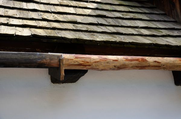 Cost of Wood Gutters Installation in Cumming