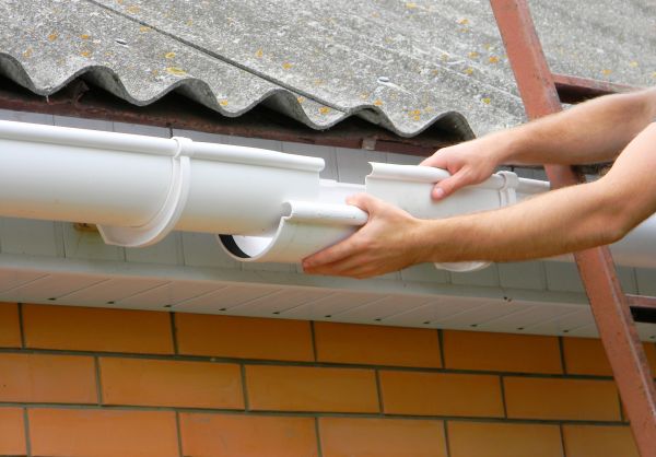 Cost of Gutter Hanging in Cumming